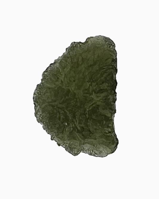 Moldavita en bruto 2,21 g, vista frontal en macro, textura natural, pieza única auténtica