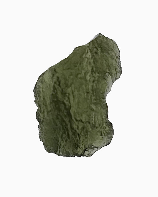 Moldavita en bruto 3,32 g, vista frontal en macro, textura natural, pieza única auténtica