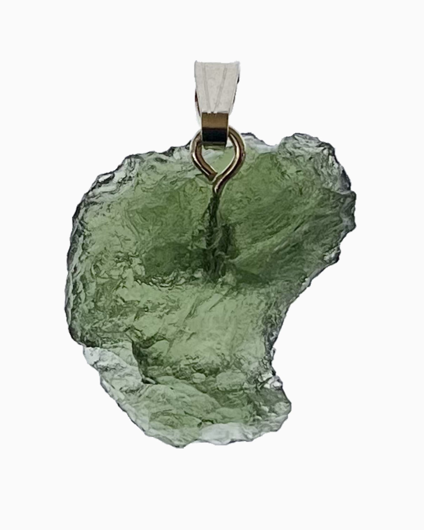 Colgante moldavita 2,47 g, vista frontal en macro, piedra natural engarzada, pieza única auténtica